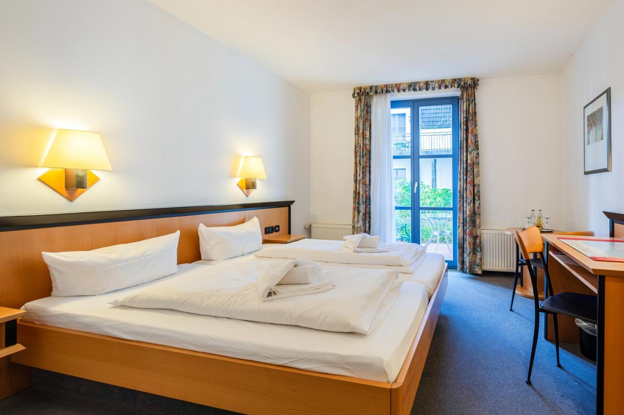 Hotel Ruegenschmiede Vis A Vis Hiddensee Schaprode Værelse billede