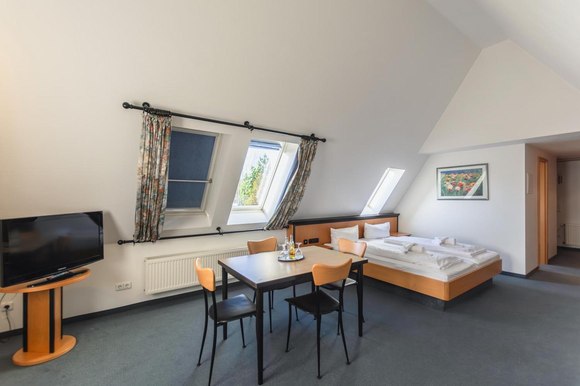 Hotel Ruegenschmiede Vis A Vis Hiddensee Schaprode Værelse billede