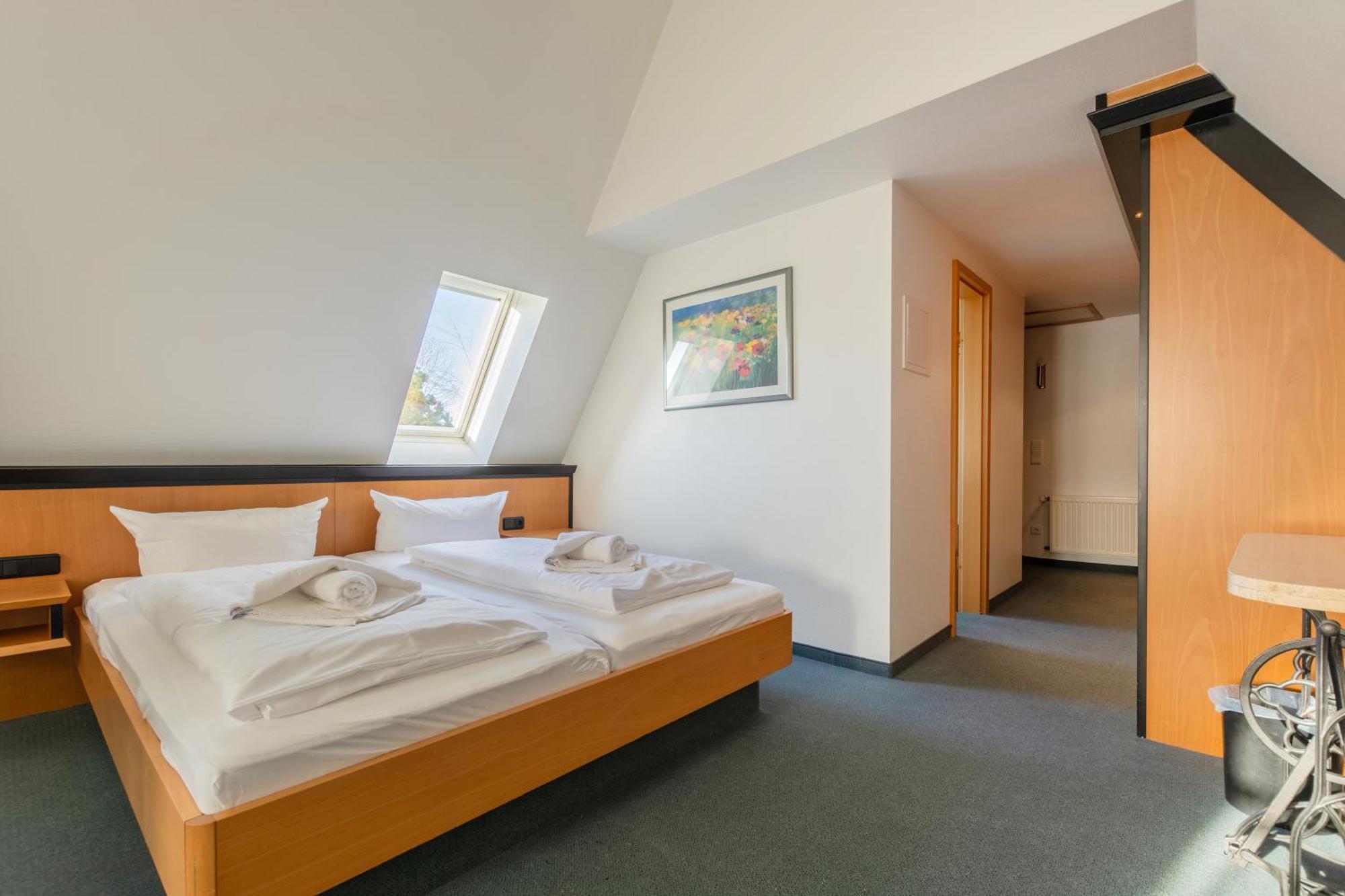 Hotel Ruegenschmiede Vis A Vis Hiddensee Schaprode Værelse billede